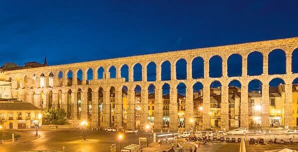 Aqueduct-Channel-Buildings-Architecture-Spain