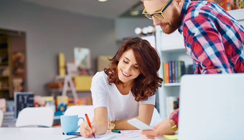 10 Tips for Dating Your Female Coworker